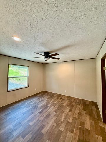 102 Morrison Lane, Ringgold, GA 30736