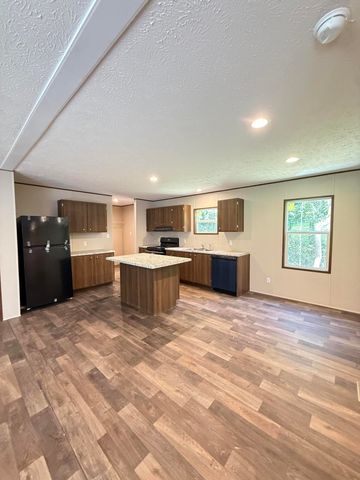 102 Morrison Lane, Ringgold, GA 30736