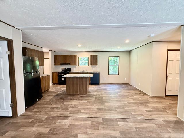 102 Morrison Lane, Ringgold, GA 30736