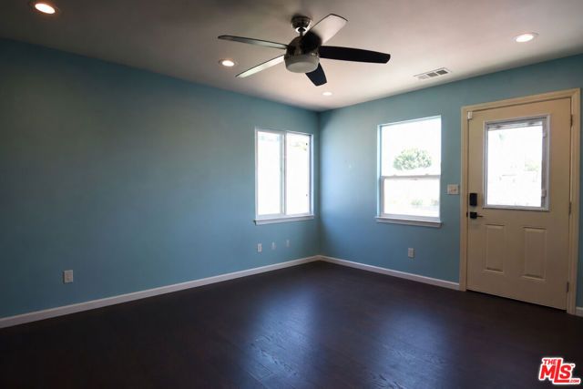 9116 S 5th Avenue, Inglewood, CA 90305