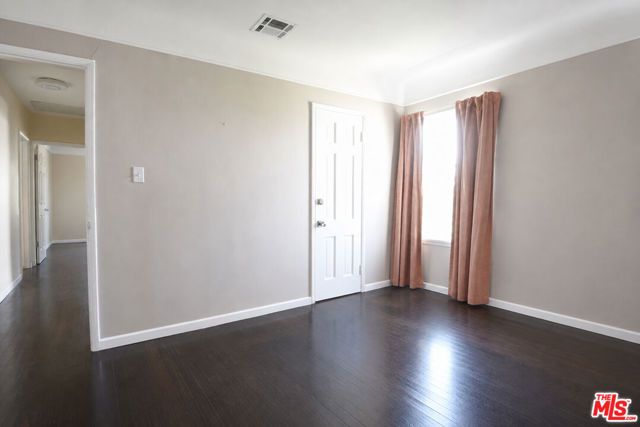 9116 S 5th Avenue, Inglewood, CA 90305