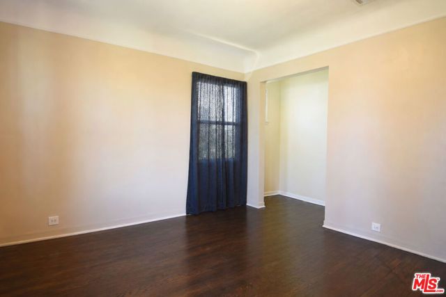 9116 S 5th Avenue, Inglewood, CA 90305