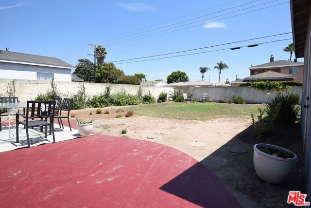 9116 S 5th Avenue, Inglewood, CA 90305