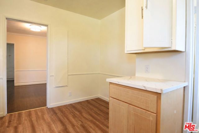 9116 S 5th Avenue, Inglewood, CA 90305