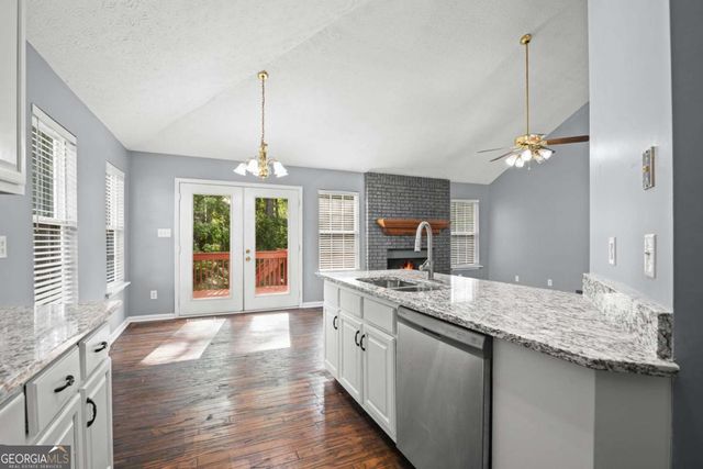 3911 Brianna Drive, Powder Springs, GA 30127