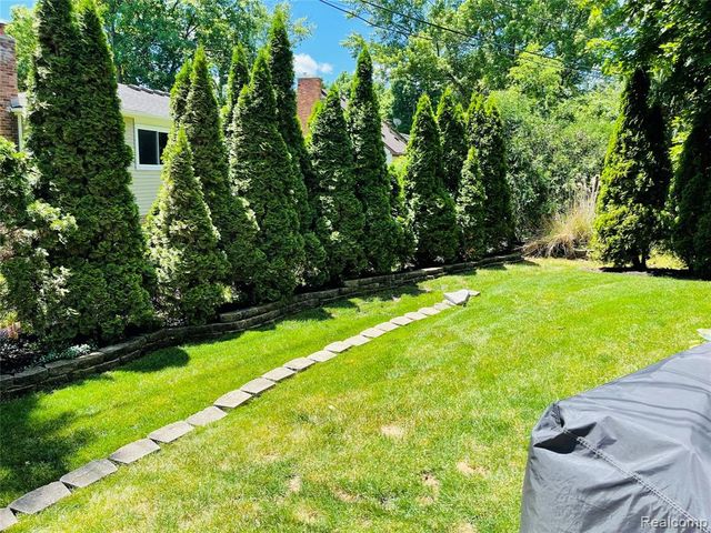 488 Welch Road, Northville, MI 48167