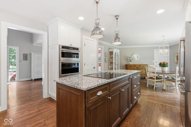 10904 Spring Mill Lane, Carmel, IN 46032