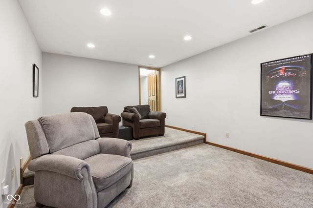 10904 Spring Mill Lane, Carmel, IN 46032