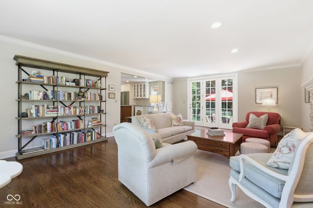 10904 Spring Mill Lane, Carmel, IN 46032