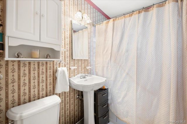 149 Hilburn Road, Scarsdale, NY 10583