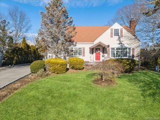 149 Hilburn Road, Scarsdale, NY 10583