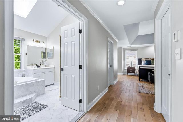 10107 DAPHNEY HOUSE WAY, Rockville, MD 20850