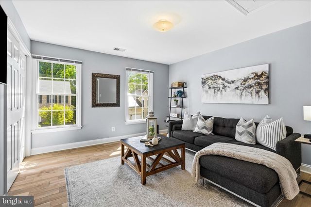 10107 DAPHNEY HOUSE WAY, Rockville, MD 20850