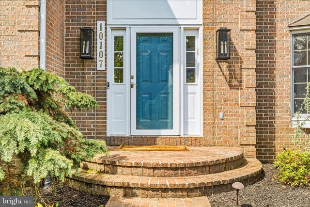 10107 DAPHNEY HOUSE WAY, Rockville, MD 20850