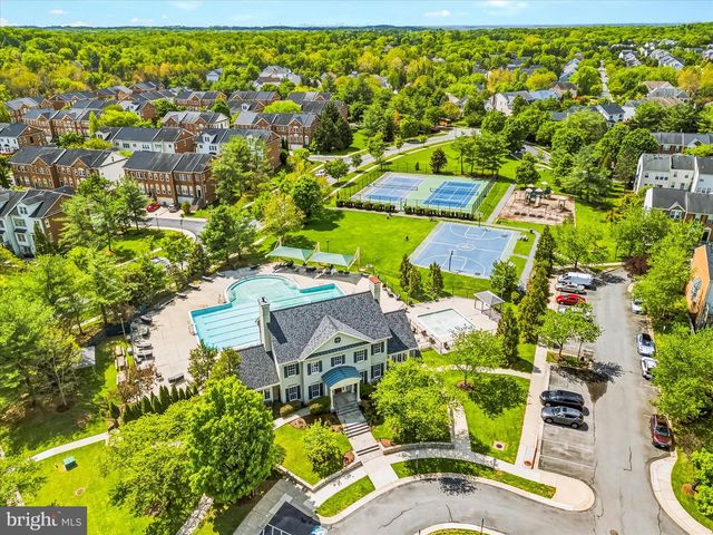 10107 DAPHNEY HOUSE WAY, Rockville, MD 20850