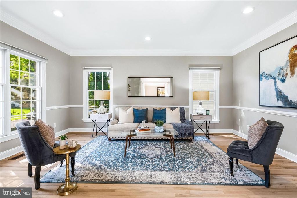 Image 11 of property listing at 10107 DAPHNEY HOUSE WAY, Rockville, MD 20850