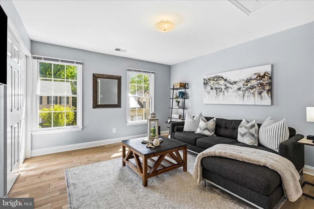 Image 44 of property listing at 10107 DAPHNEY HOUSE WAY, Rockville, MD 20850