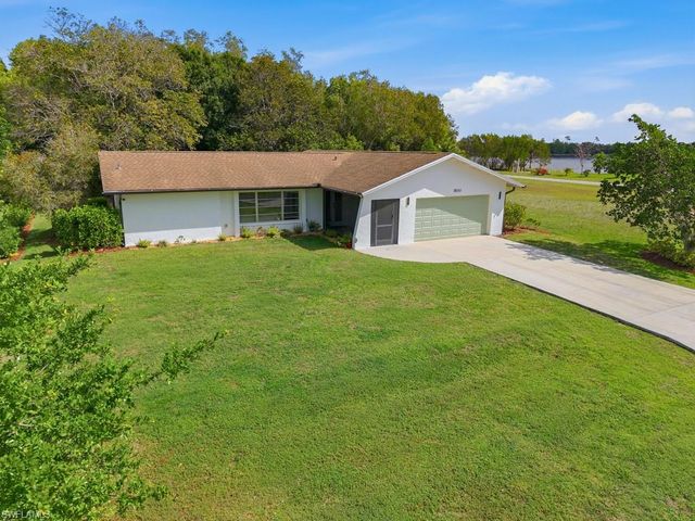 18061 Royal Hammock BLVD, Naples, FL 34114