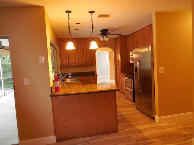 1681 Wyndcliff Drive, Wellington, FL 33414