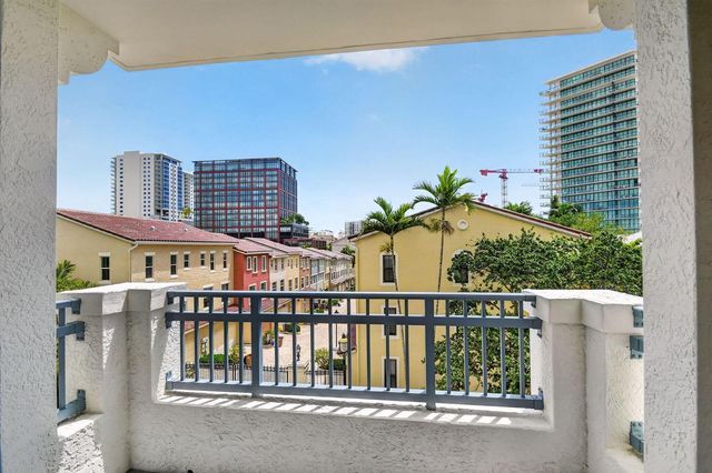 403 S Sapodilla Avenue 307, West Palm Beach, FL 33401