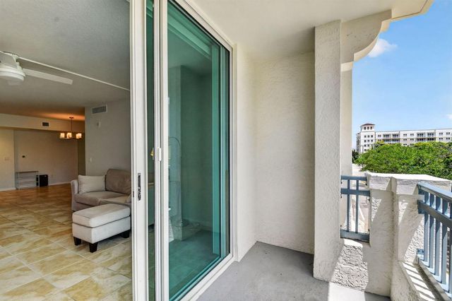 403 S Sapodilla Avenue 307, West Palm Beach, FL 33401