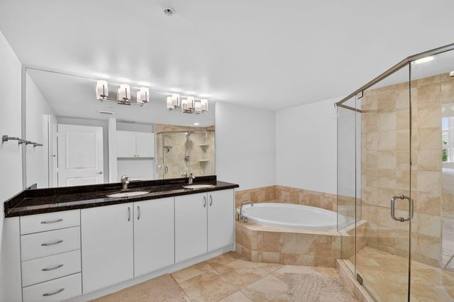 403 S Sapodilla Avenue 307, West Palm Beach, FL 33401