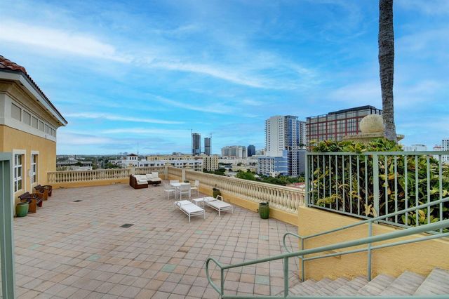 403 S Sapodilla Avenue 307, West Palm Beach, FL 33401