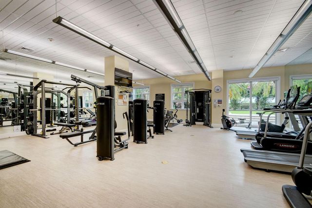 403 S Sapodilla Avenue 307, West Palm Beach, FL 33401
