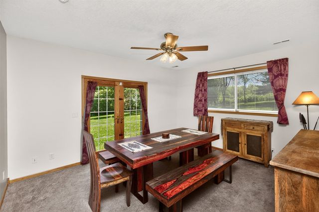 2500 Acorn Street, Norwalk, IA 50211