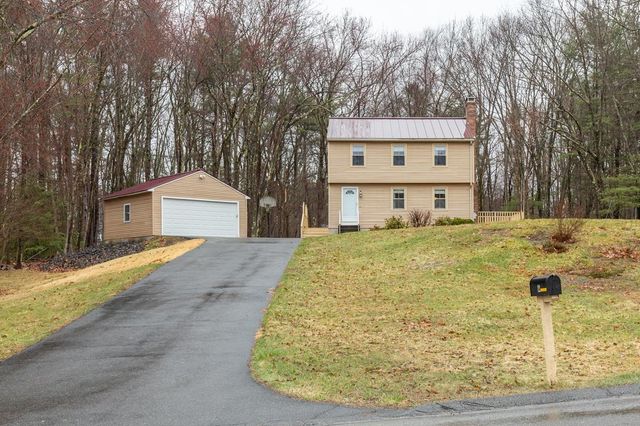 12 Severance Drive, Londonderry, NH 03053