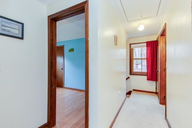 12 Severance Drive, Londonderry, NH 03053