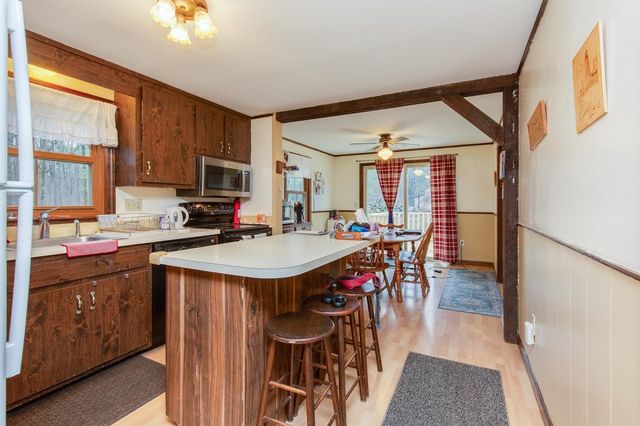 12 Severance Drive, Londonderry, NH 03053