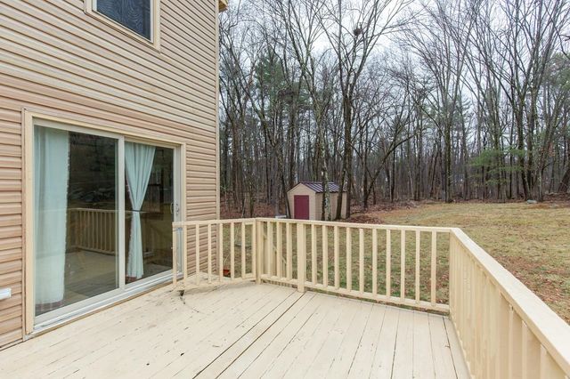 12 Severance Drive, Londonderry, NH 03053