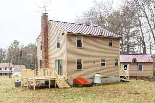 12 Severance Drive, Londonderry, NH 03053