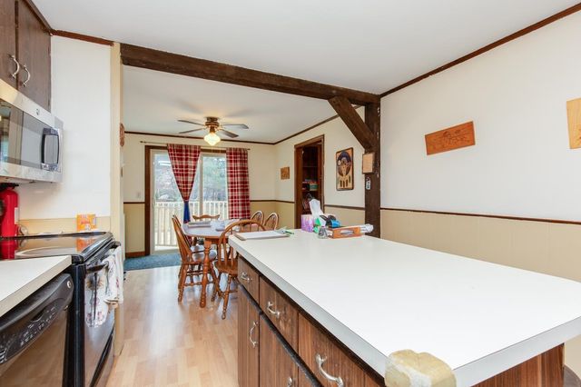 12 Severance Drive, Londonderry, NH 03053