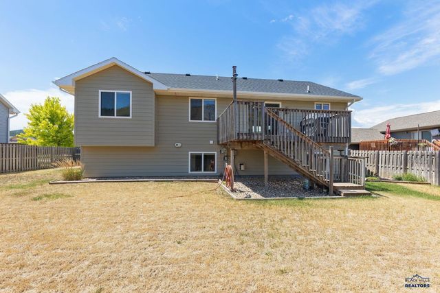 7912 STEAMBOAT RD, Summerset, SD 57769