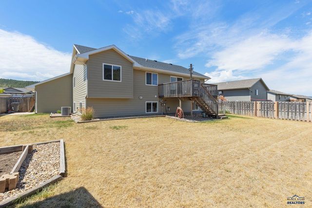 7912 STEAMBOAT RD, Summerset, SD 57769