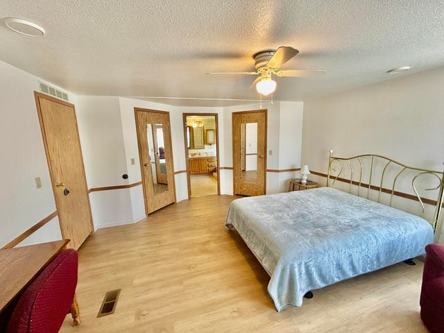 300 Winston Drive, Grants Pass, OR 97526