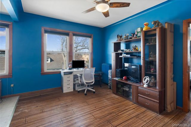 7526 166th Street, Fresh Meadows, NY 11366