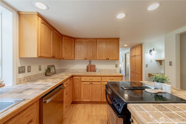 29723 4th Avenue NW, Stanwood, WA 98292
