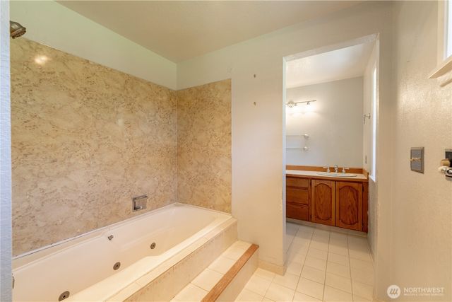 29723 4th Avenue NW, Stanwood, WA 98292