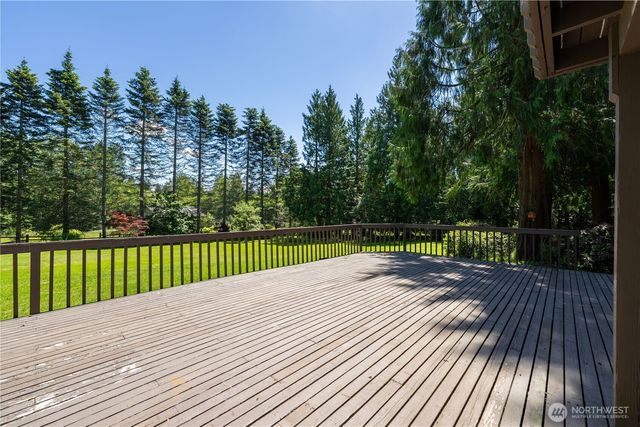 29723 4th Avenue NW, Stanwood, WA 98292