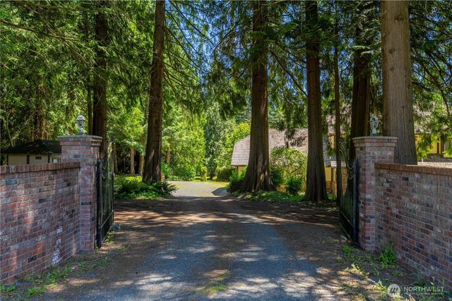 29723 4th Avenue NW, Stanwood, WA 98292