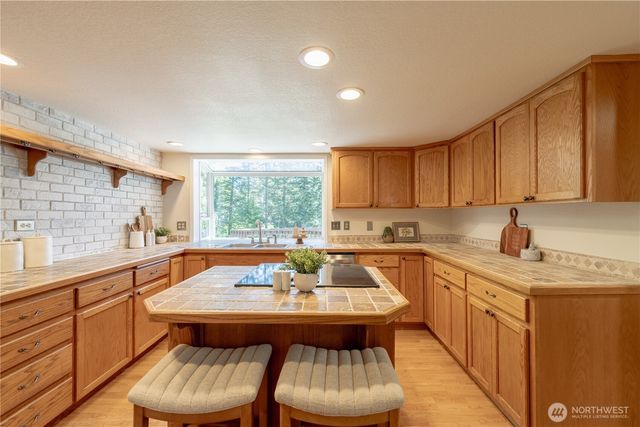 29723 4th Avenue NW, Stanwood, WA 98292