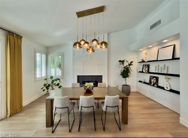 1524 Breeze Canyon Drive, Las Vegas, NV 89117