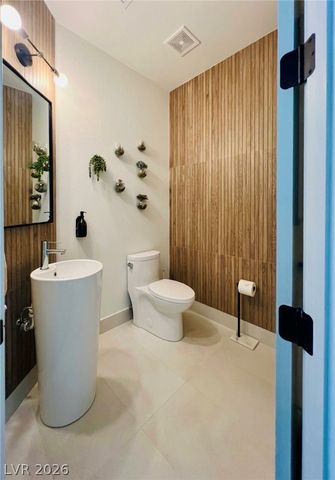 1524 Breeze Canyon Drive, Las Vegas, NV 89117