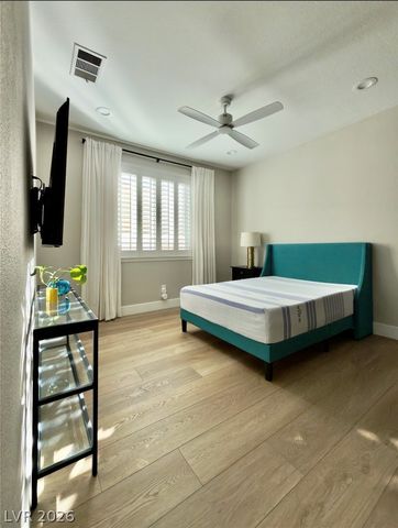 1524 Breeze Canyon Drive, Las Vegas, NV 89117