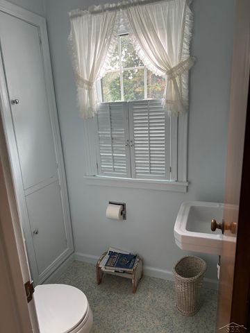 2011 Brockway Street, Saginaw, MI 48602