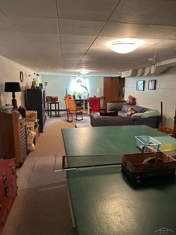 2011 Brockway Street, Saginaw, MI 48602