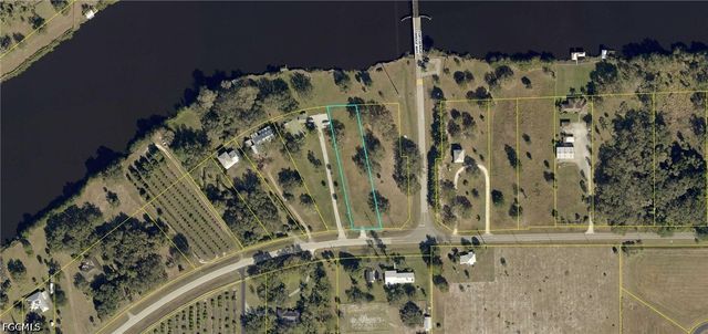 4500 Fort Denaud RD, Fort Denaud, FL 33935